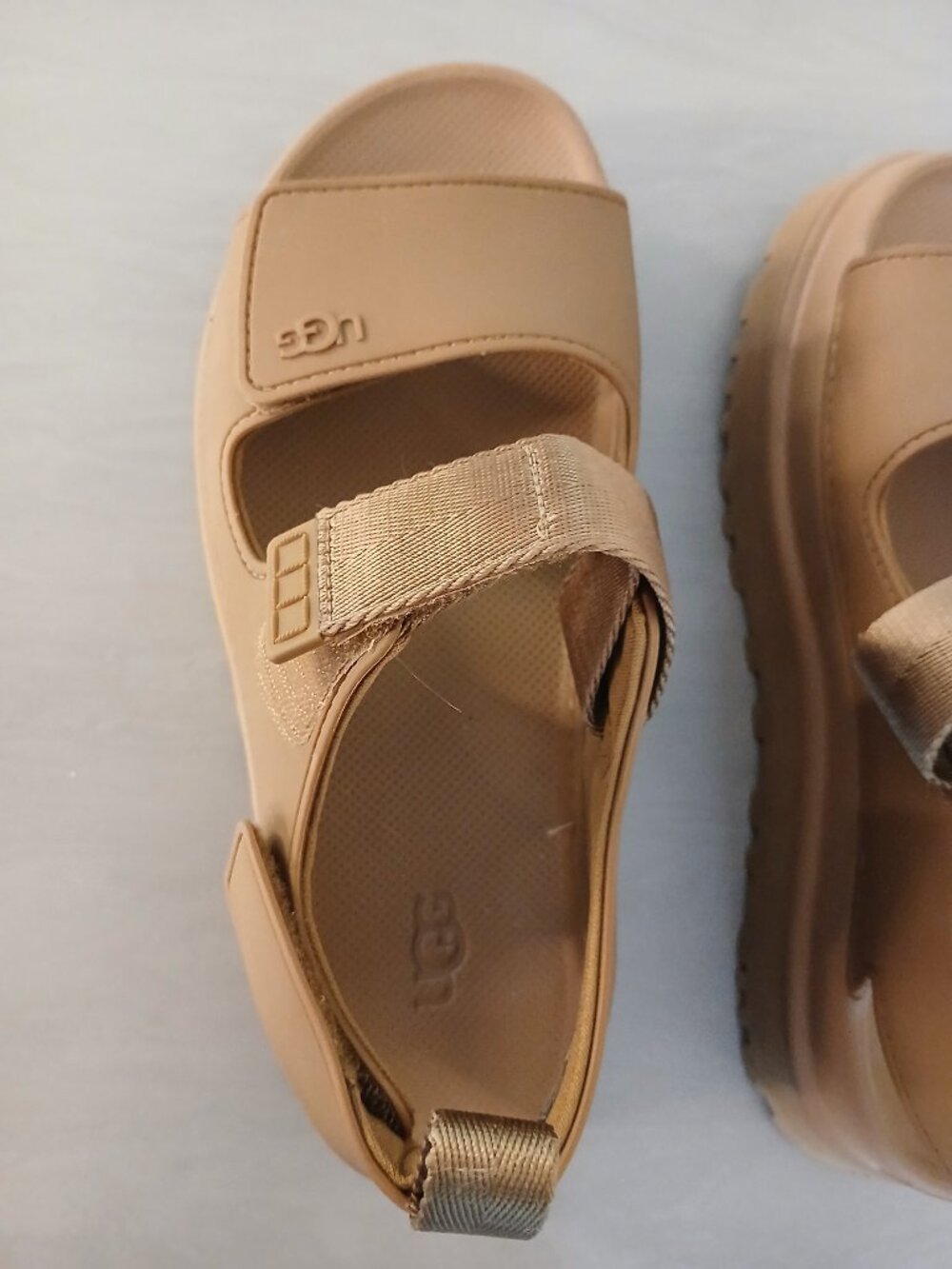 UGG platform sandal - Picture 8 of 10